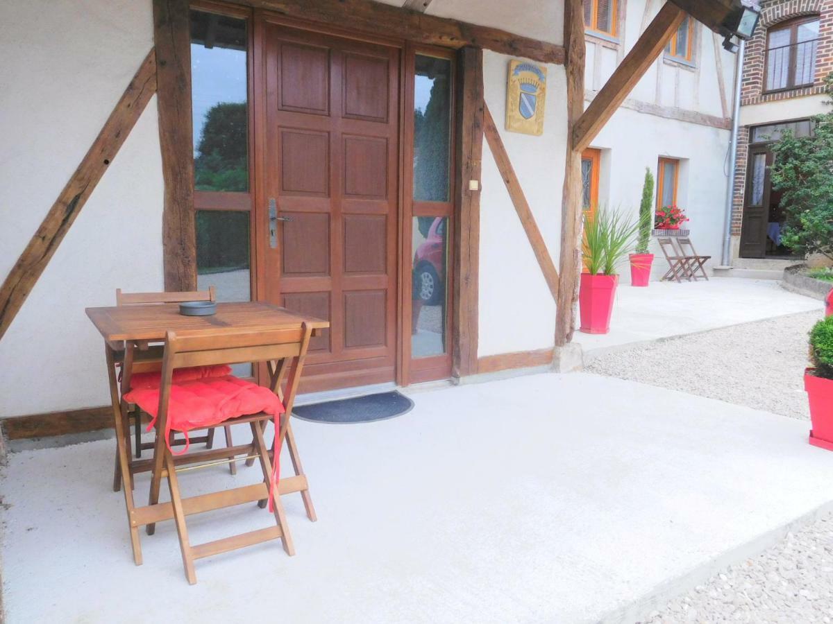 La Chambre D'amis LA COSTIGNIERES Montgueux Exterior foto